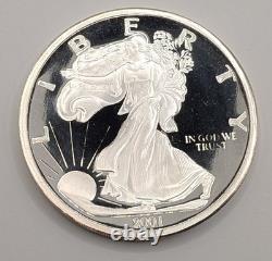 2002 1LB Pound Proof Walking Liberty United States Troy. 999 Fine Silver Coin