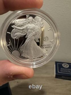 US Navy 250th Anniversary Silver Proof Coin 1oz American Eagle Design with Box COA